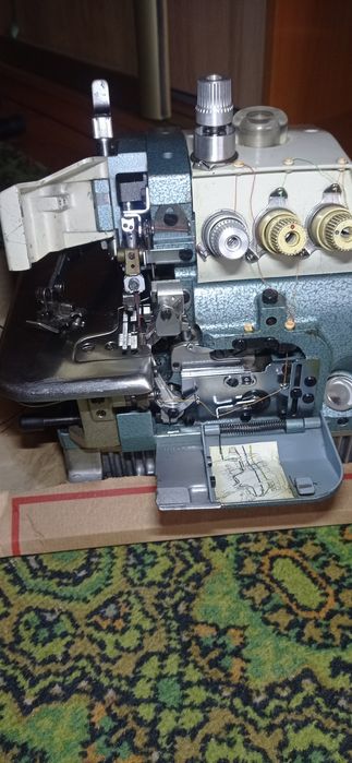 Оверлок, juki MO-816, пять ниток