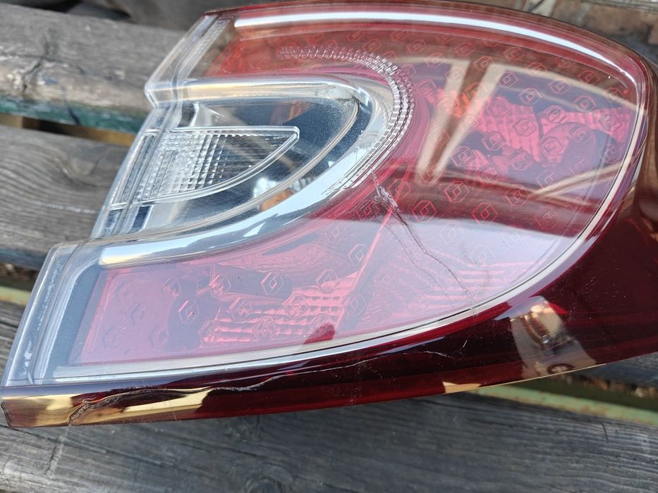 Фонарь правий задній Рено Меган 3