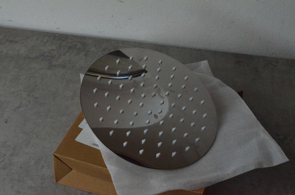 Deszczownica prysznicowa okrągła 210mm stal nierdzewna