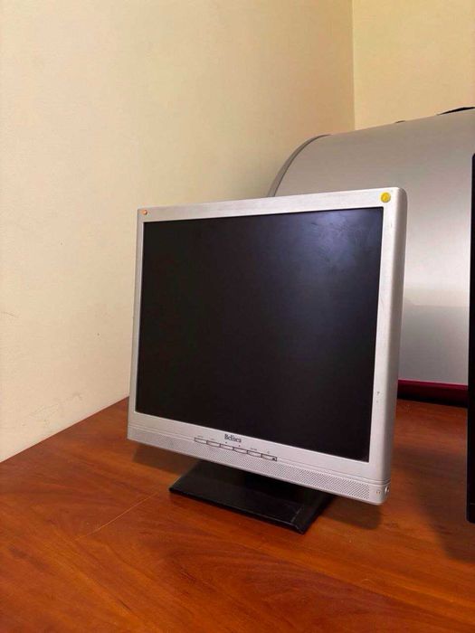 Продам б/у монітори (робочі, різні моделі) від 180 грн!