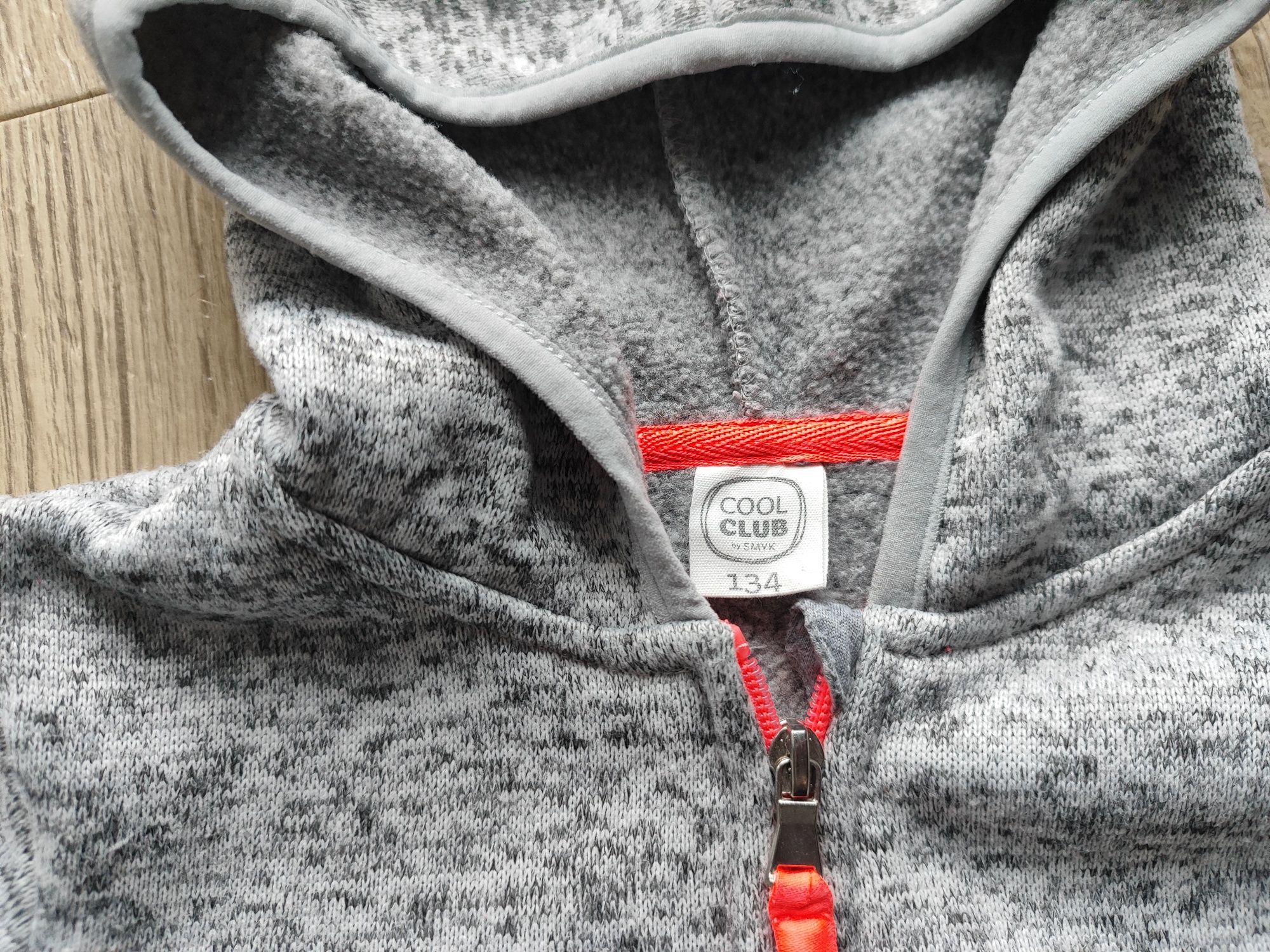 Bluza dziecięca r. 134 SMYK