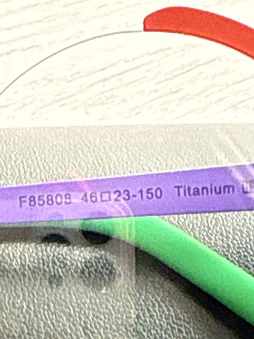 Tytanowe oprawki kolorowe okulary korekcyjne zerówki vintage unikatowe