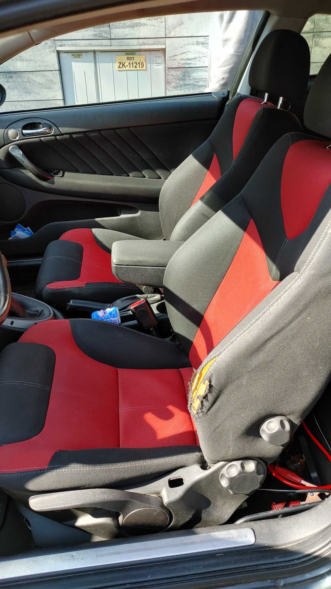 Alfa Romeo GT 1.9 JTDM Blackline 2007r 150KM