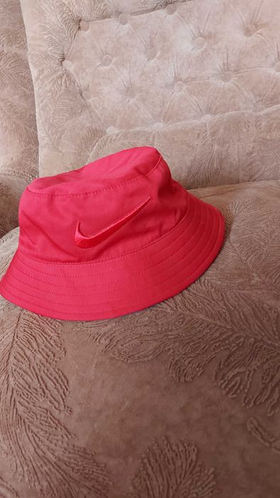 Панама гарного кольору