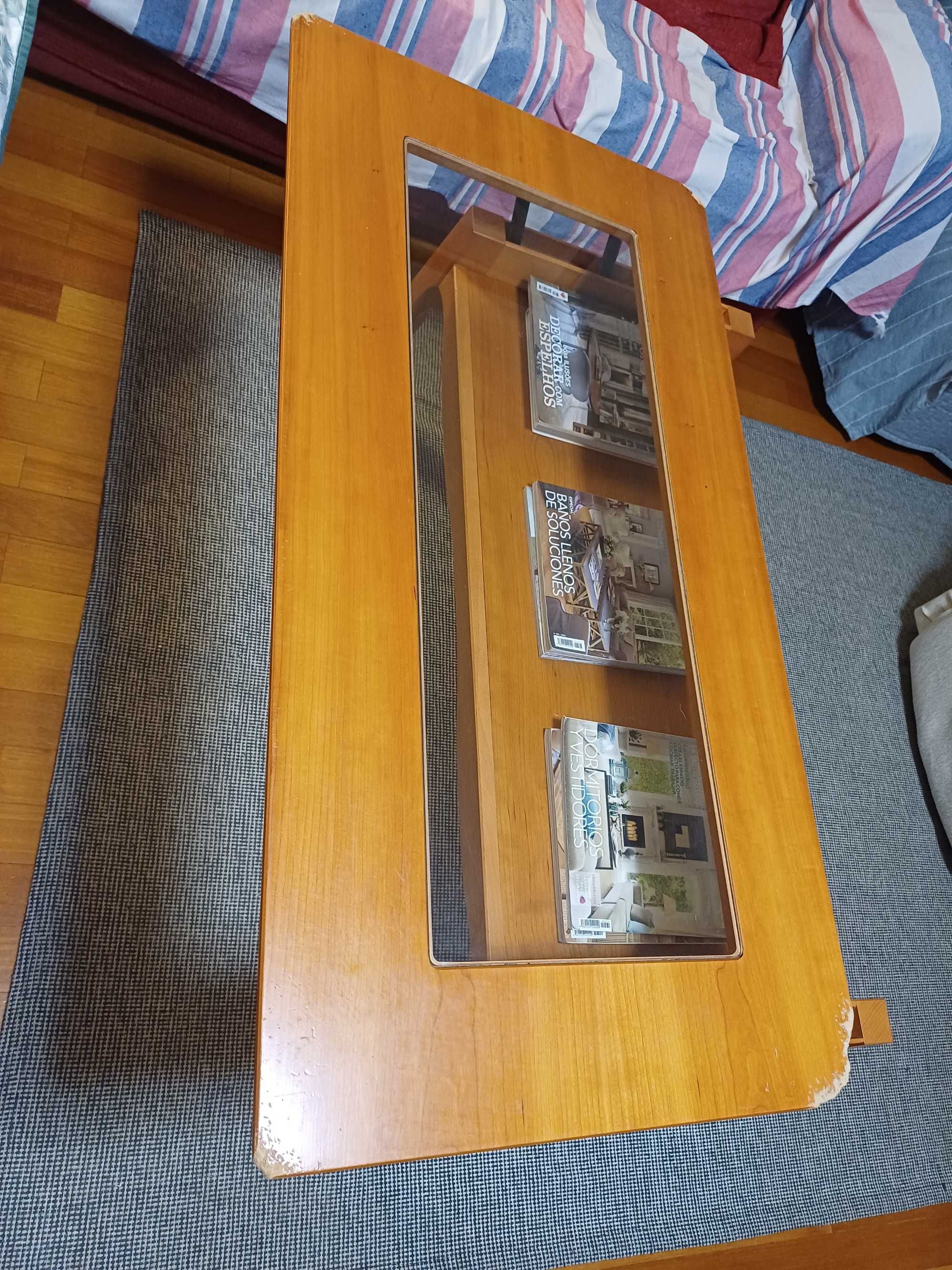 Vende-se mesa de centro