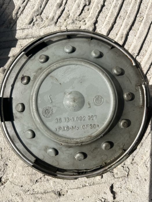 Оригинальный колпачок BMW  на диски