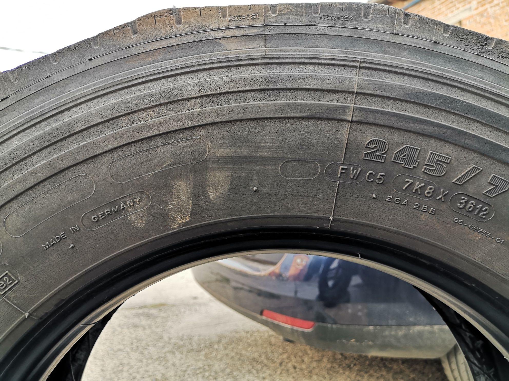 Michelin 245 x 70 R17,5