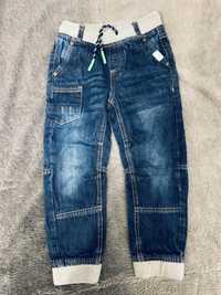 Spodnie jeans chłopięce 110