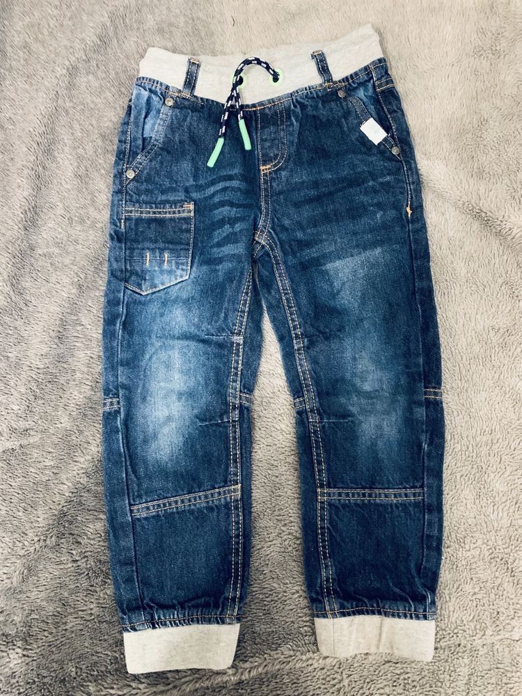 Spodnie jeans chłopięce 110