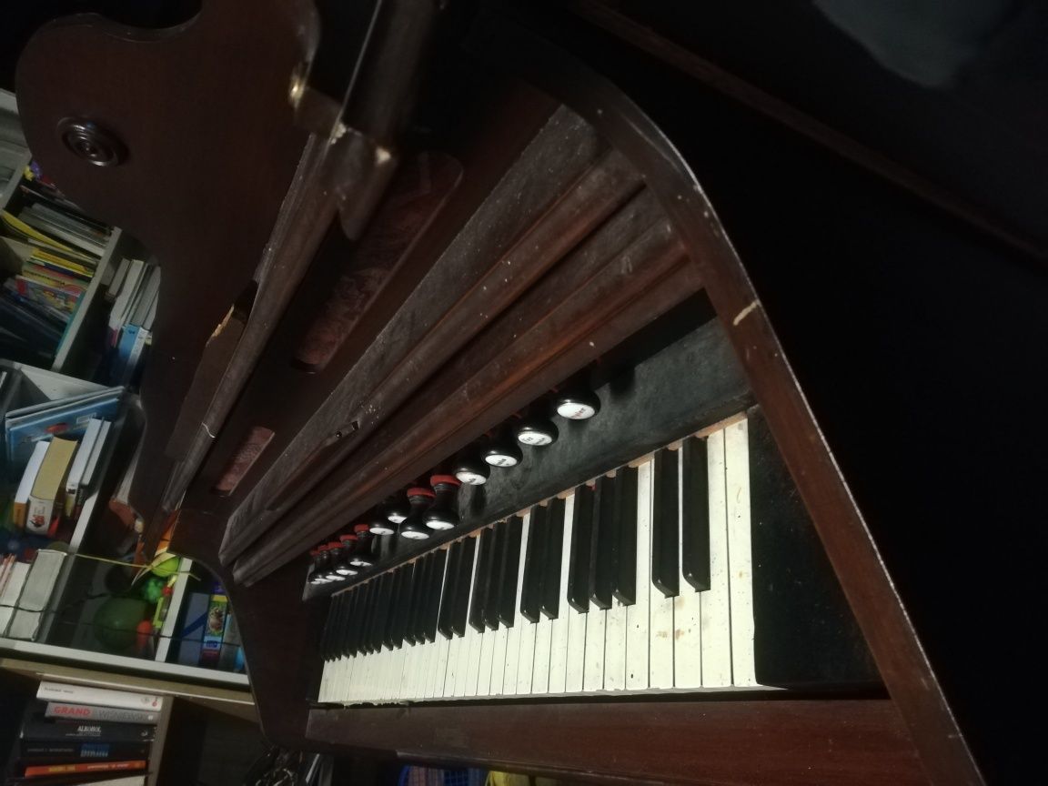 Organy kościelne pianino unikat antyk 100 lenie