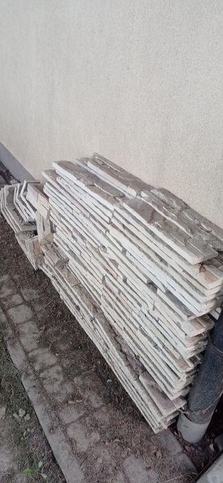 Płytki elewacyjne po demontażu