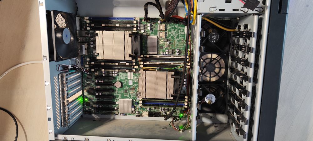 E-ATX Chieftec Компьютер-сервер Supermicro X9DRD-7LN4F s2011