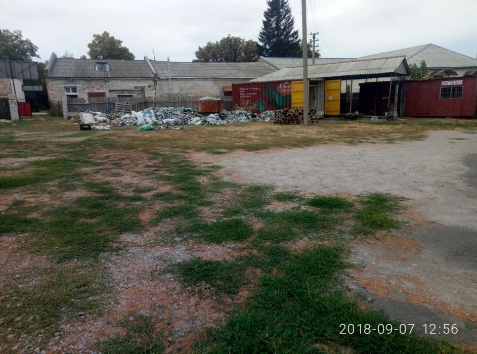 Комерційна нерухомість 400кв.м.