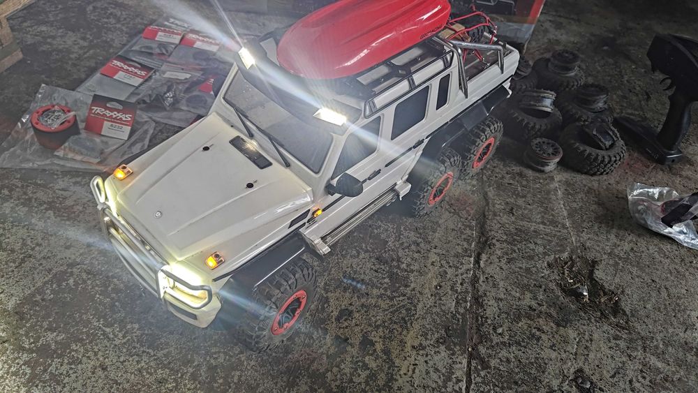 Traxxas TRX-6 Mercedes 6x6 G63