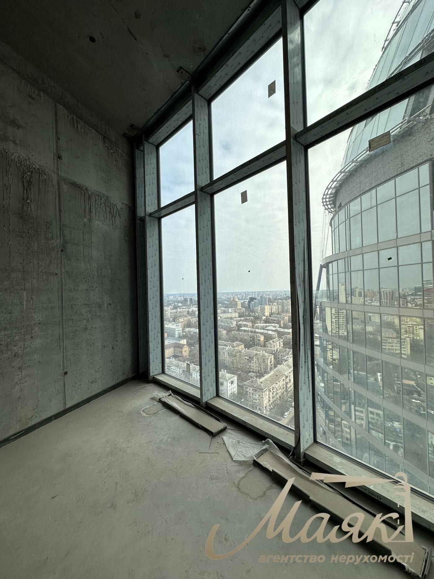 Продажа пентхауса с террасой ЖК Taryan Towers ул. Иоанна Павла II