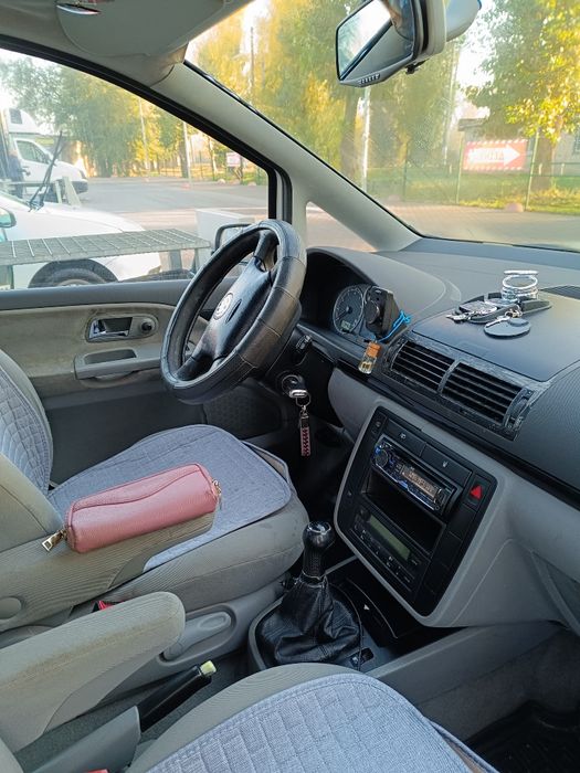 Volkswagen Sharan