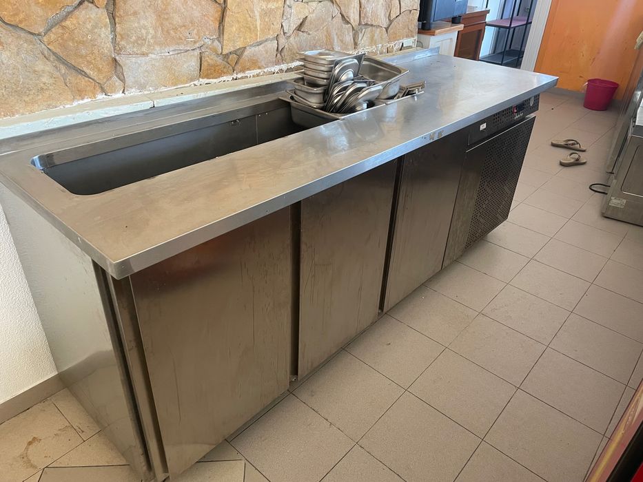Mesa refrigerada 3 portas