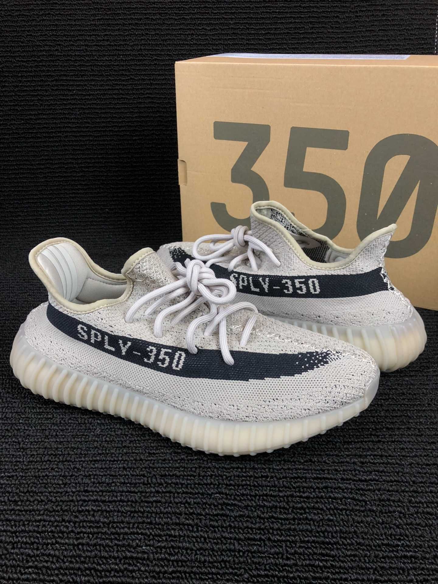 Buty męskie adidasYeezy Boost 350V2 Slate nowy  R.41