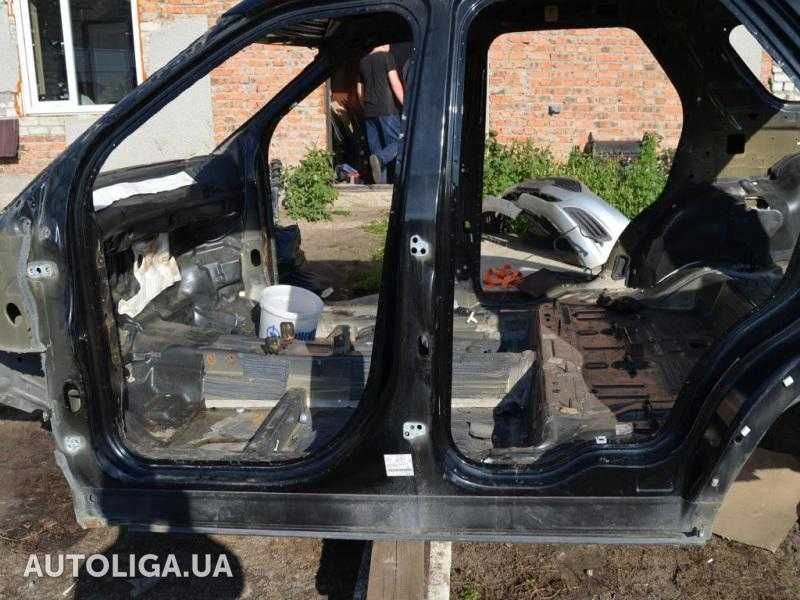 Порог левый  Ford Explorer 2013 год запчасти шрот