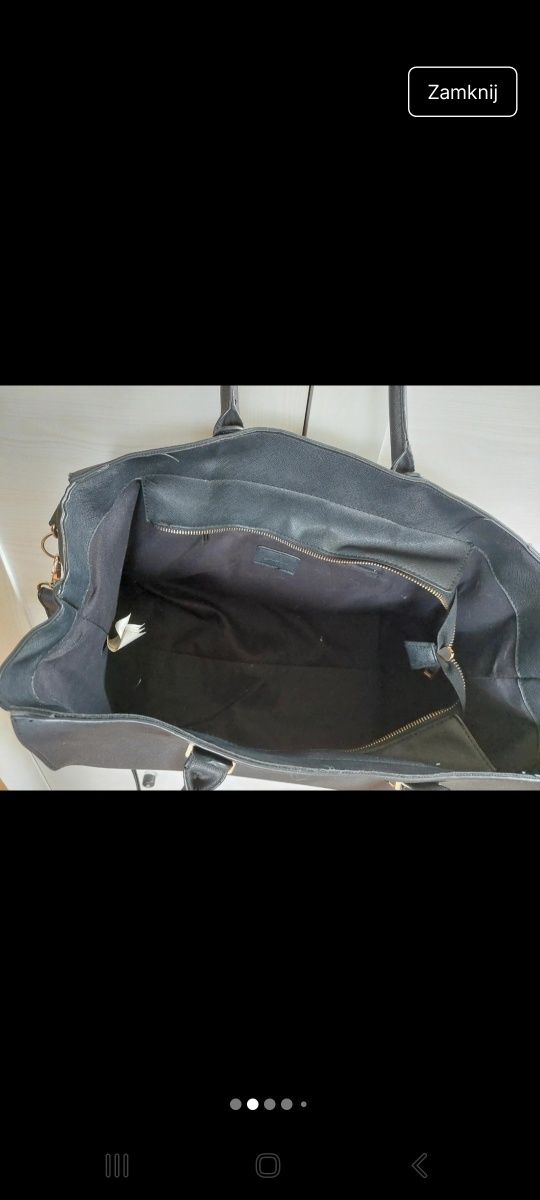 Duża czarna torba shopper zapinana na zamek