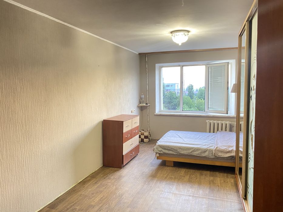 Квартира посуточно,  левый берег, Индустриальный р-н, Слобожанский