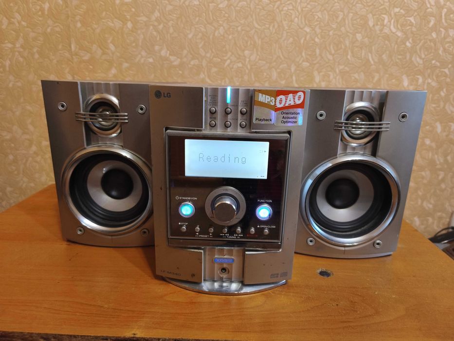 Музичний центр LG. 60ВТ