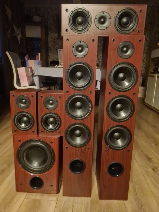 Zestaw kolumn kina domowego Taga  5+1 subwoofer