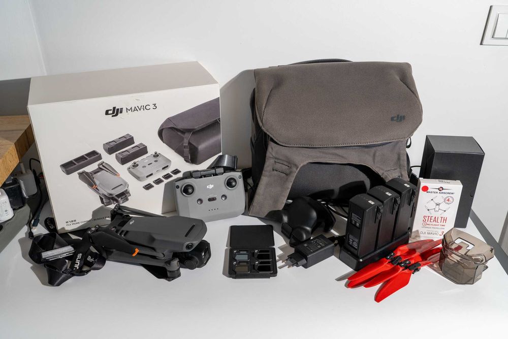 DJI Mavic 3 Fly More Combo (FV 23% - 100% sprawny]