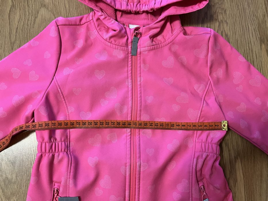 Курточка на дівчинку 110