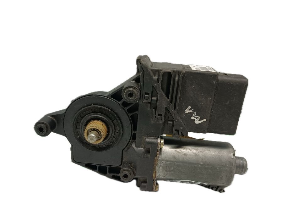 Motor vidro trás direito VOLKSWAGEN Passat (3B3)