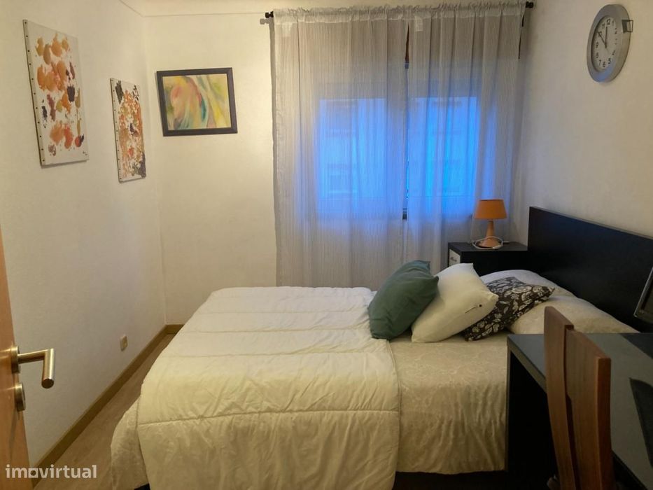 Quarto - localizado em Sintra Lisbon