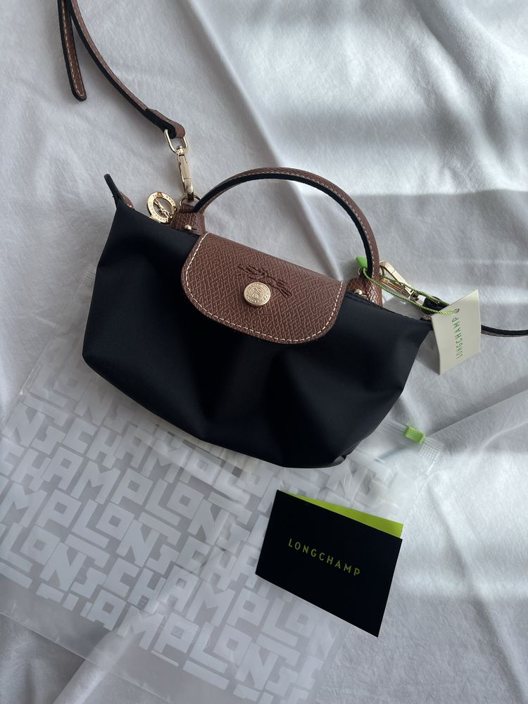 Czarna torebka do ręki na ramię Longchamp mini