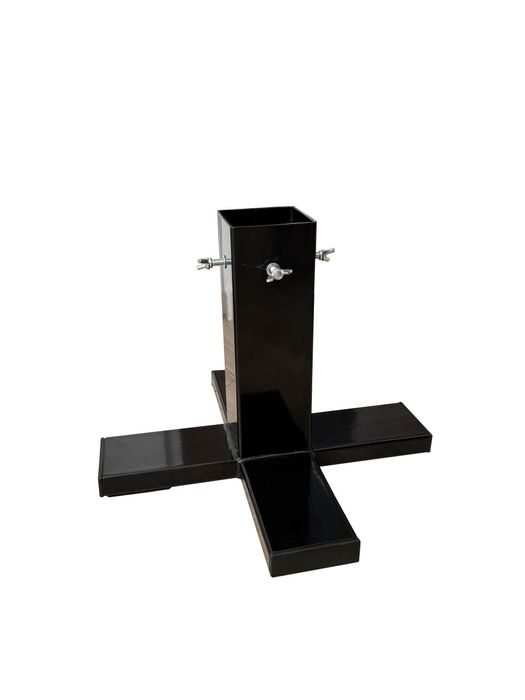 Ręcznie robiony stalowy stojak na choinkę