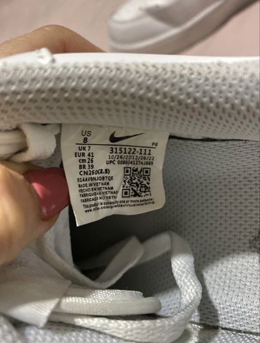 Sapatilhas brancas nike