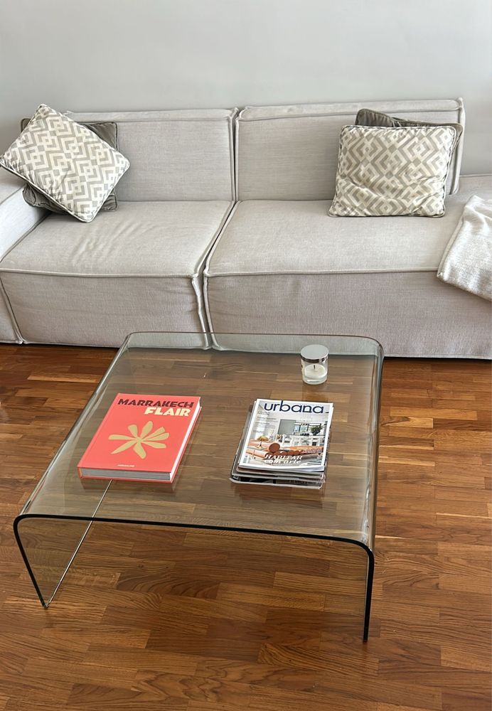 Mesa de vidro maciço AreaStore