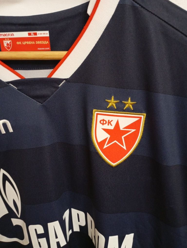 Camisola original do estrela vermelha de Belgrado