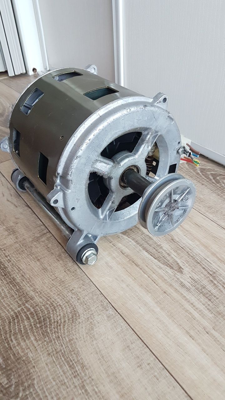 Silnik elektryczny od pralki