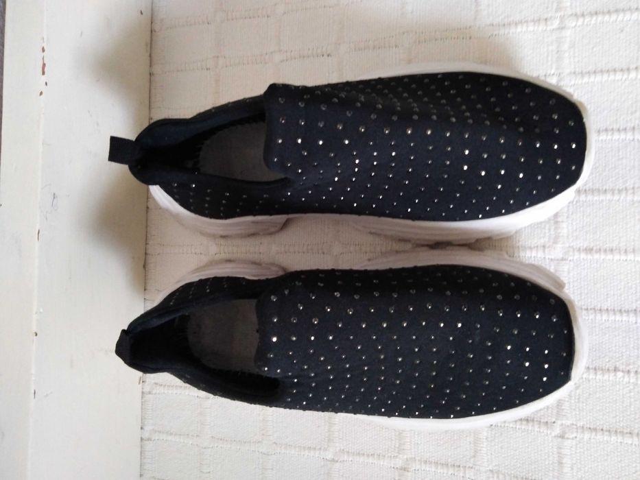 Sapatilhas Negros e Brancos Esferas 37