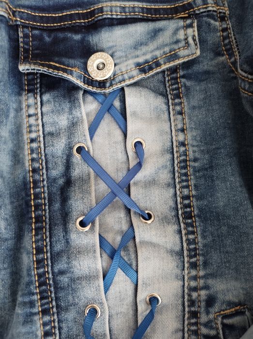 Kurteczka jeansowa