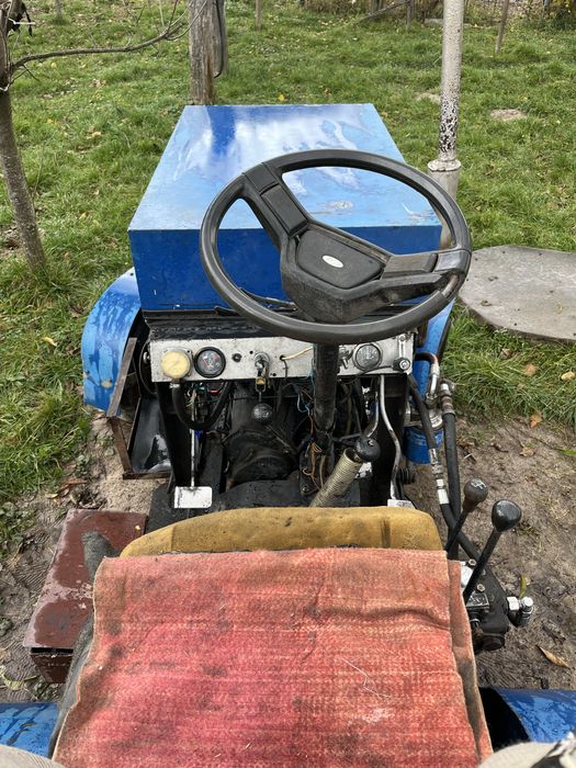 Трактор саморобний з документами