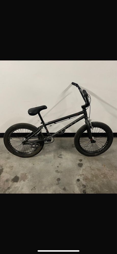 Rower BMX Mongoose Legion L10