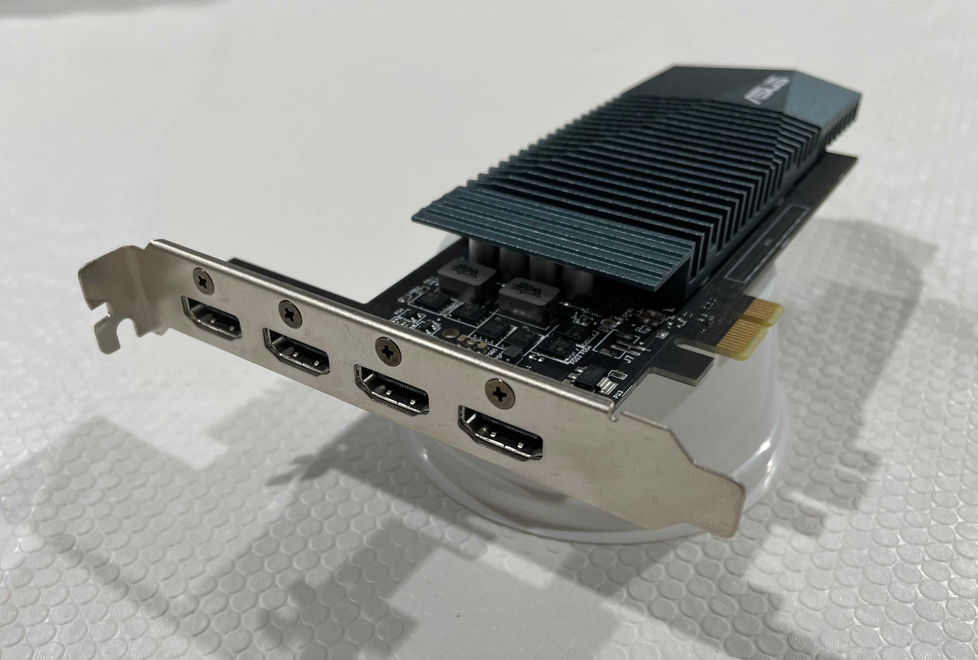 Placa gráfica Asus GeForce GT710 c/4 portas HDMI