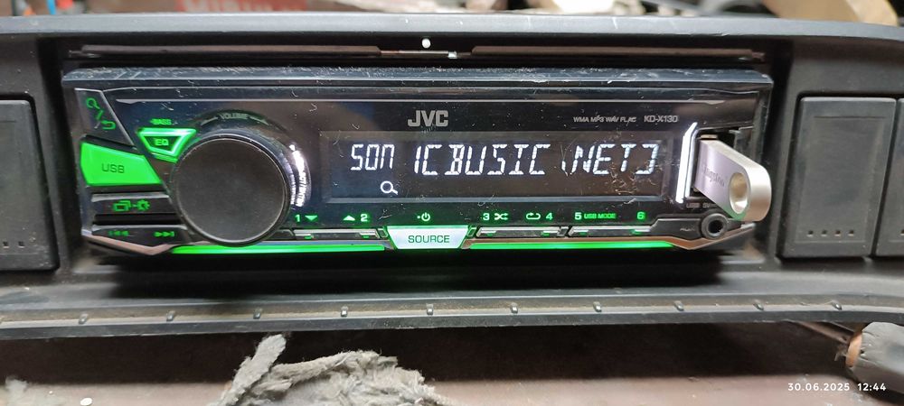 Продам оригинальные  магнитофоны