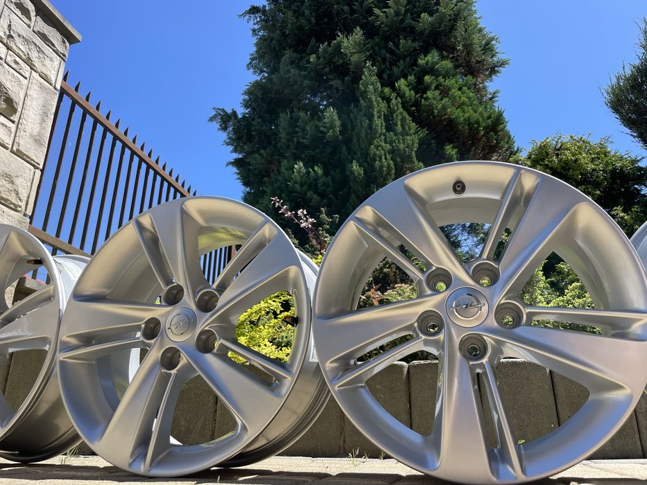 opel 17 5x115 opel insignia country tourer astra opc bbs czujniki