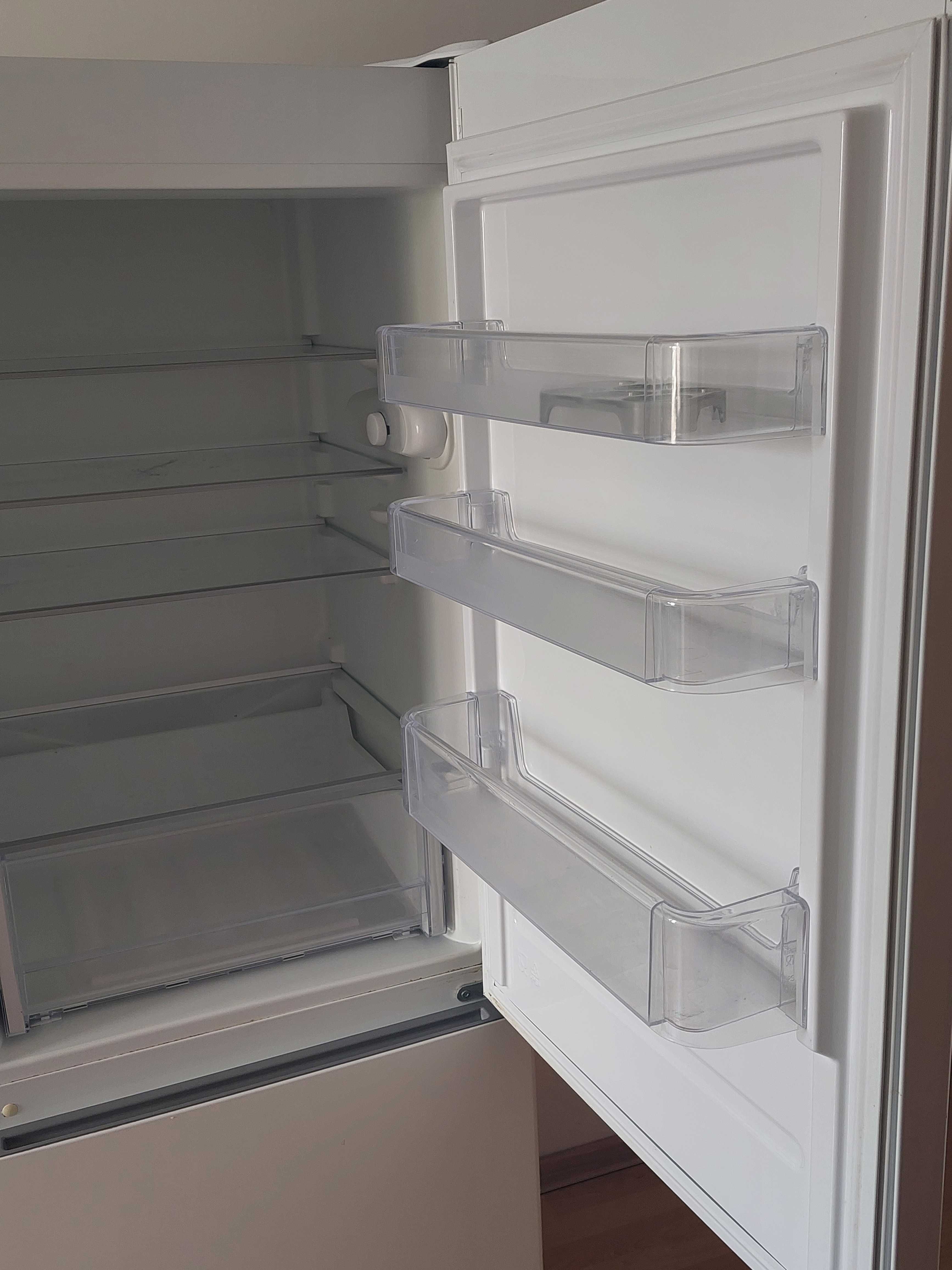 Sprzedam Lodówkę marki POLAR