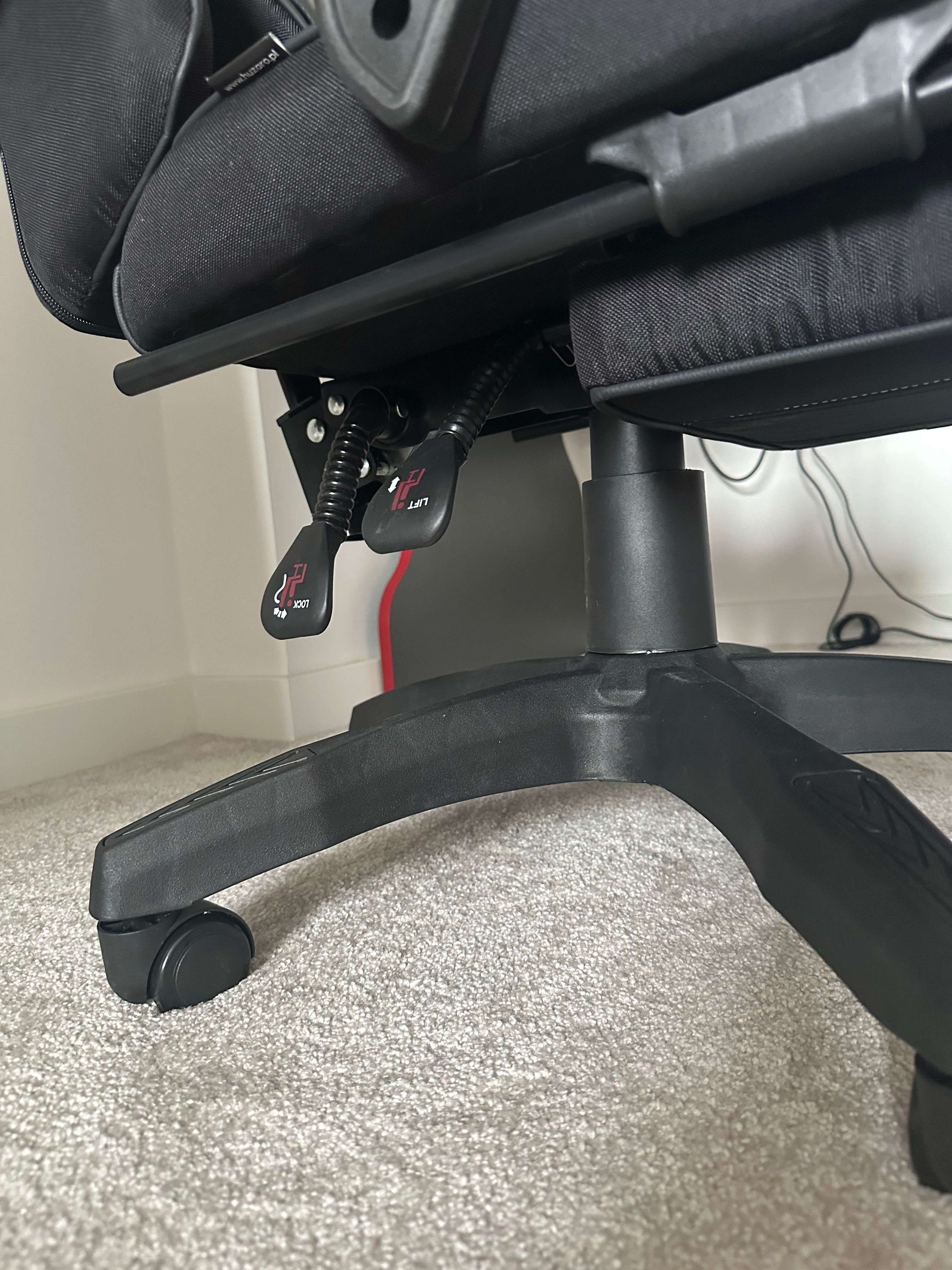 Huzaro force carbon black 3.7