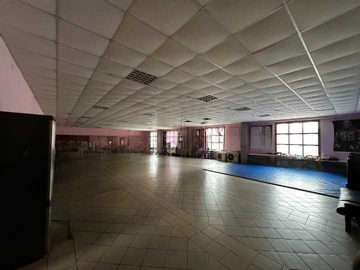 Просторе комерційне приміщення в оренду — 618 м² смт. Понінка