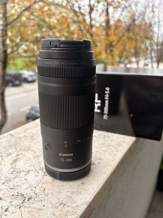 Canon RF 75-300mm F4-5.6 lente