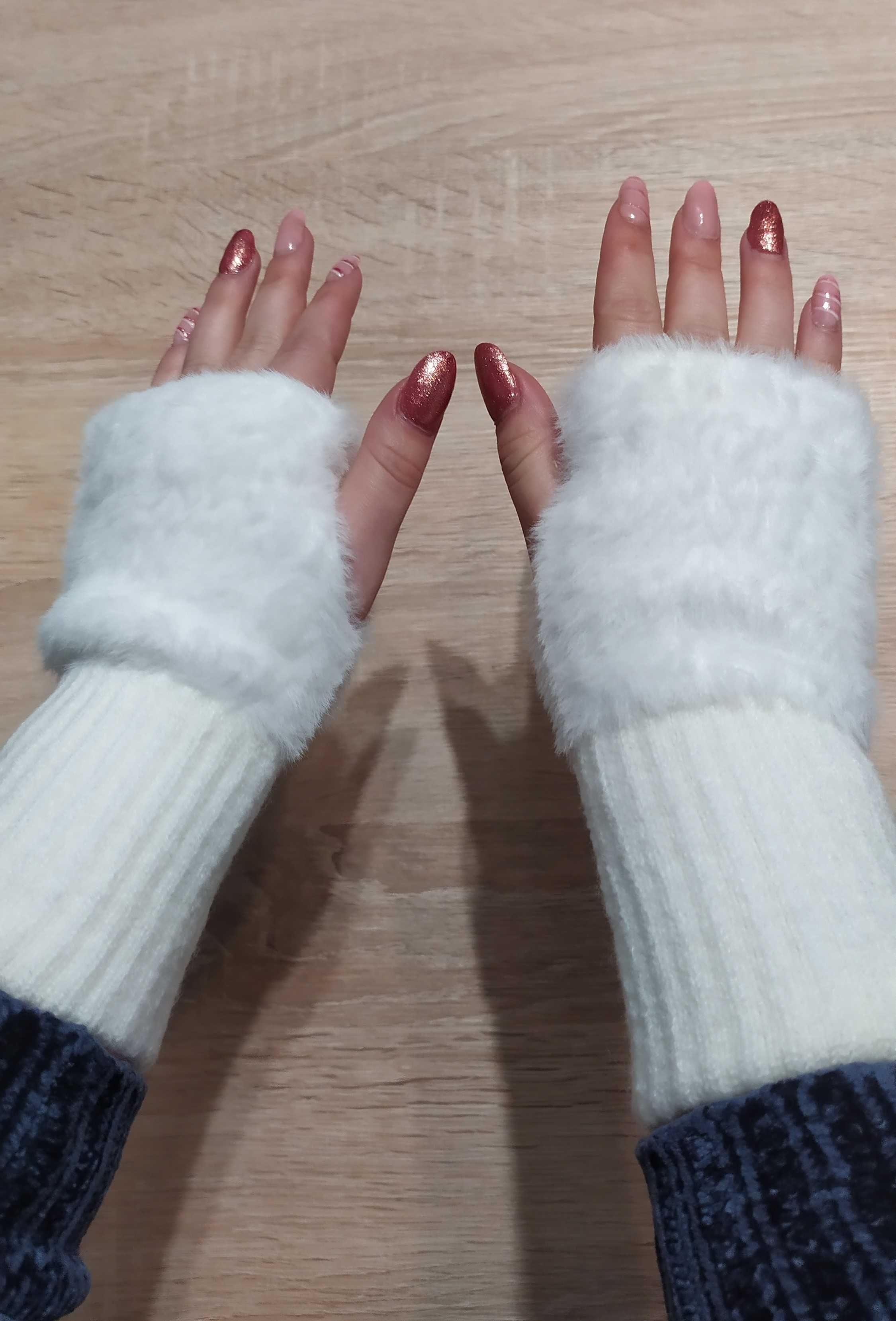 Rękawiczki bez palców białe krótkie futerko