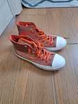 Convers Chuck Taylor zadbane